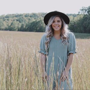 Meet your Posher, Sierra